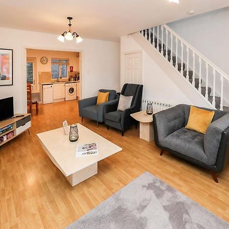 Two Bedroom Townhouse In The Heart Of Dungarvan Dungarvan  Exterior foto