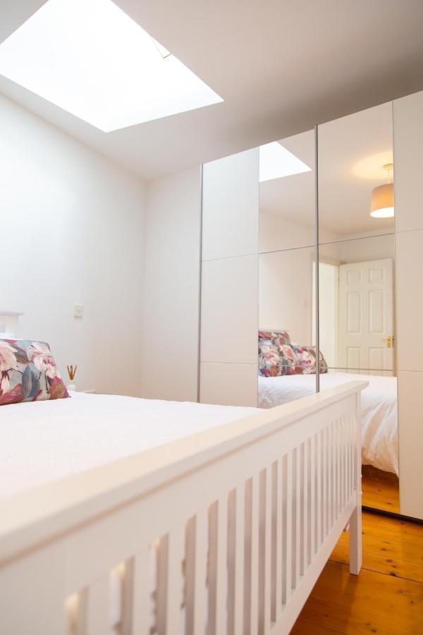 Two Bedroom Townhouse In The Heart Of Dungarvan Dungarvan  Exterior foto